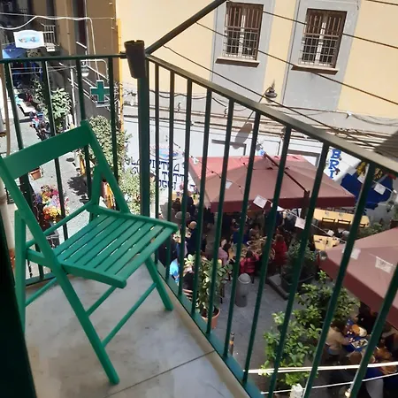 Casa Napoli Centro Carmen e Sara-2